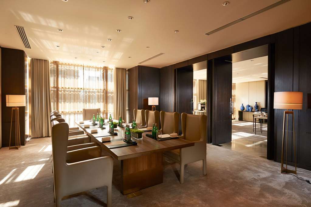 Wyndham Independence Hotel Facilities photo